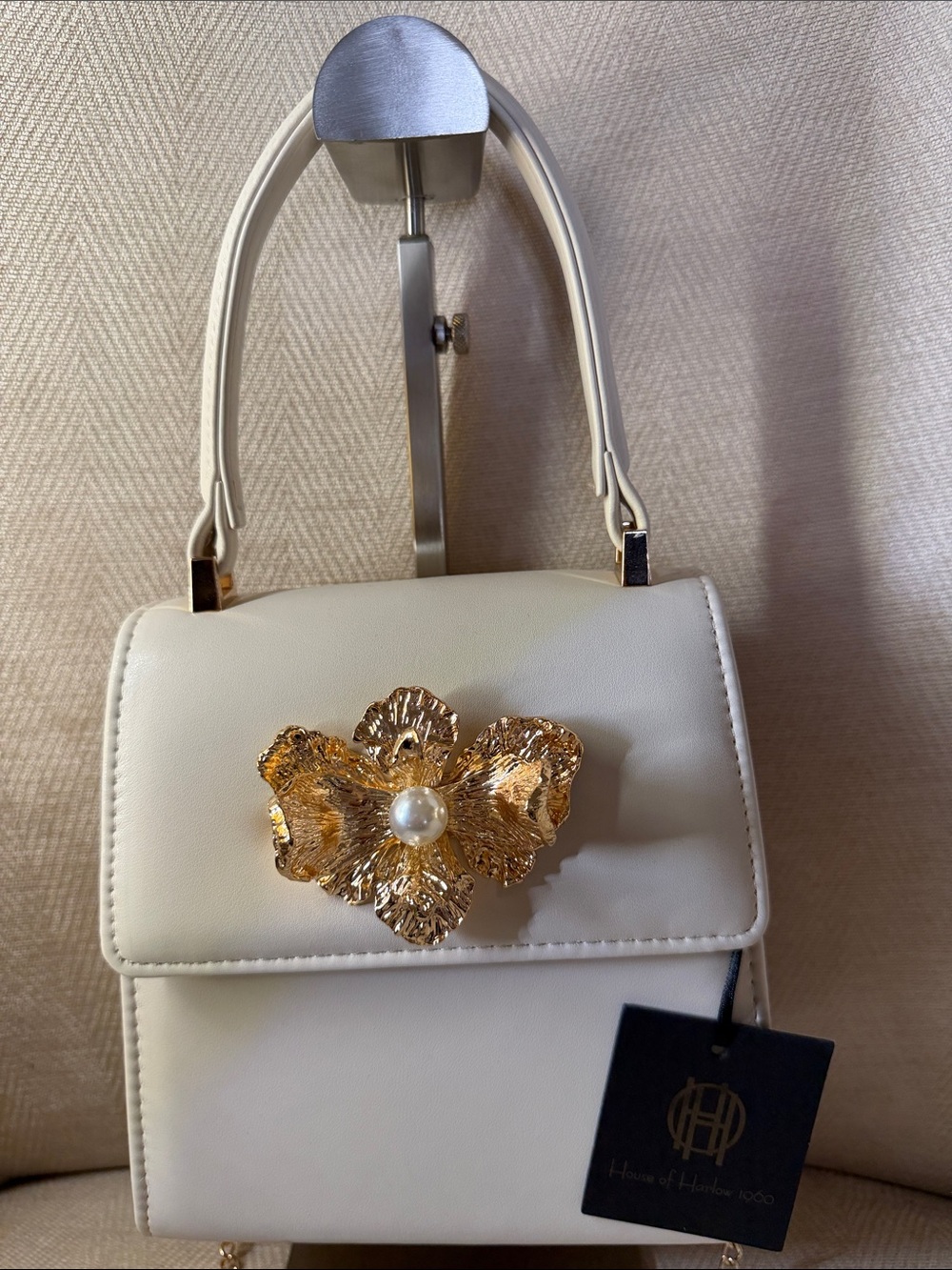 House of Harlow 1960 White Mini Top-Handle Bag with Gold Floral Accent - Picture 2 of 9